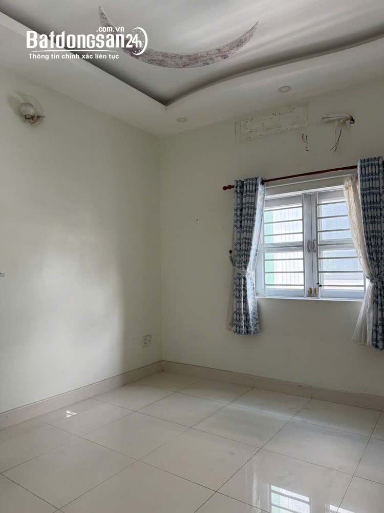 Bán nhà Đường Lạc Long Quân, Phường Hòa Bình (Quận 11 cũ), Hồ Chí Minh