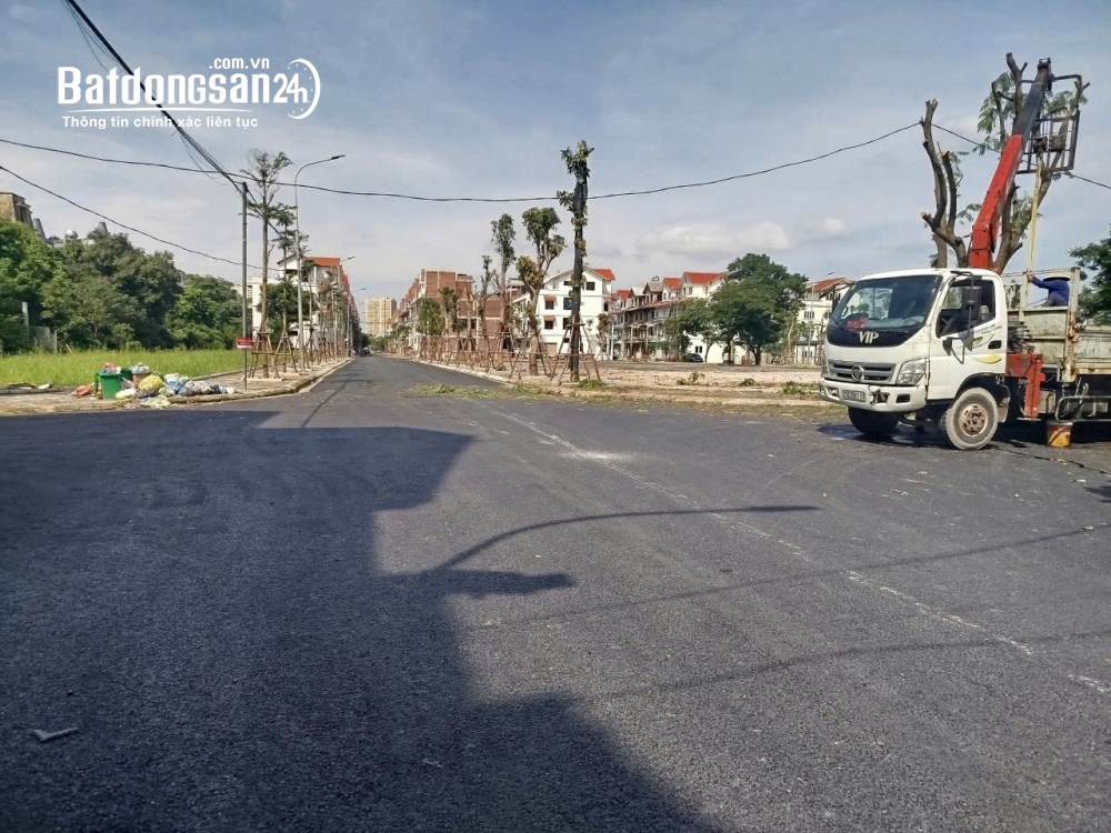 Siêu phẩm Lai Xá- Hoài Đức:73m2, ô tô tránh* giá cắt lỗ. Lh 0382703234