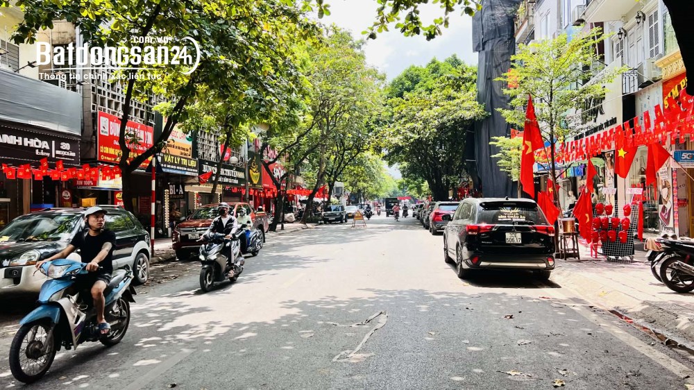 nhà đẹp Ngọc Lâm, 75m x 6tầng, vỉa hè, ôtô tránh, gần trường học +