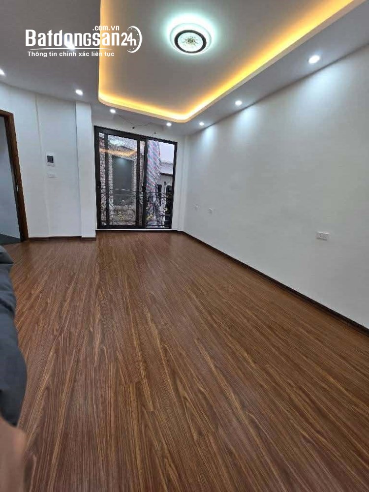 NHÀ THÔNG PHỐ HÀO NAM 45m2 x 5T_2 MẶT THOÁNG_CÁCH Ô TÔ TRÁNH 30M_VỀ Ở NGAY, hơn 8 tỷ
