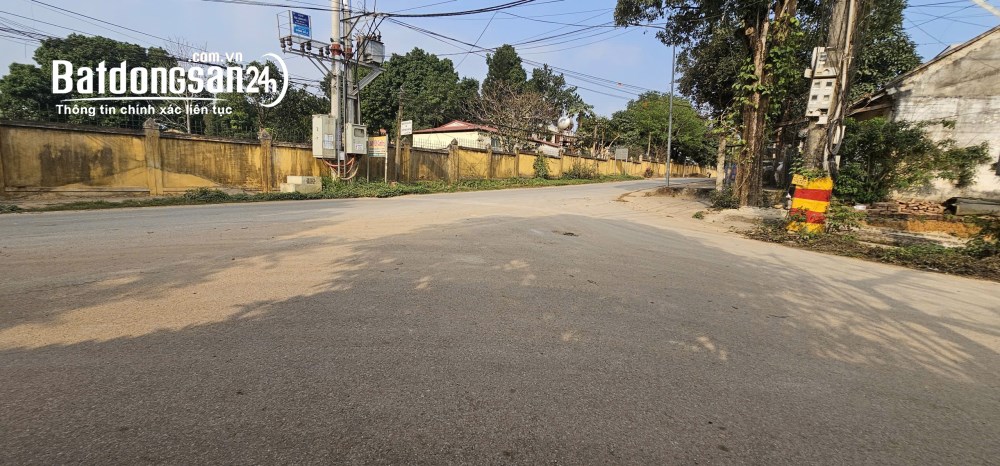 ĐẤT GẦN HỒ ĐỒNG MÔ 80M2 LOANH QUANH 2 TỶ