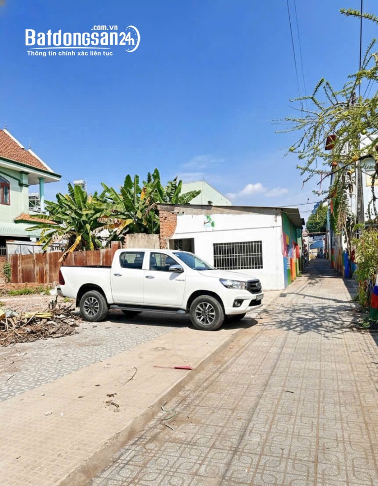 Bán đất 60m2 sổ riêng thổ cư đường ô tô (P. Tân Phong) chỉ 2,490 tỉ