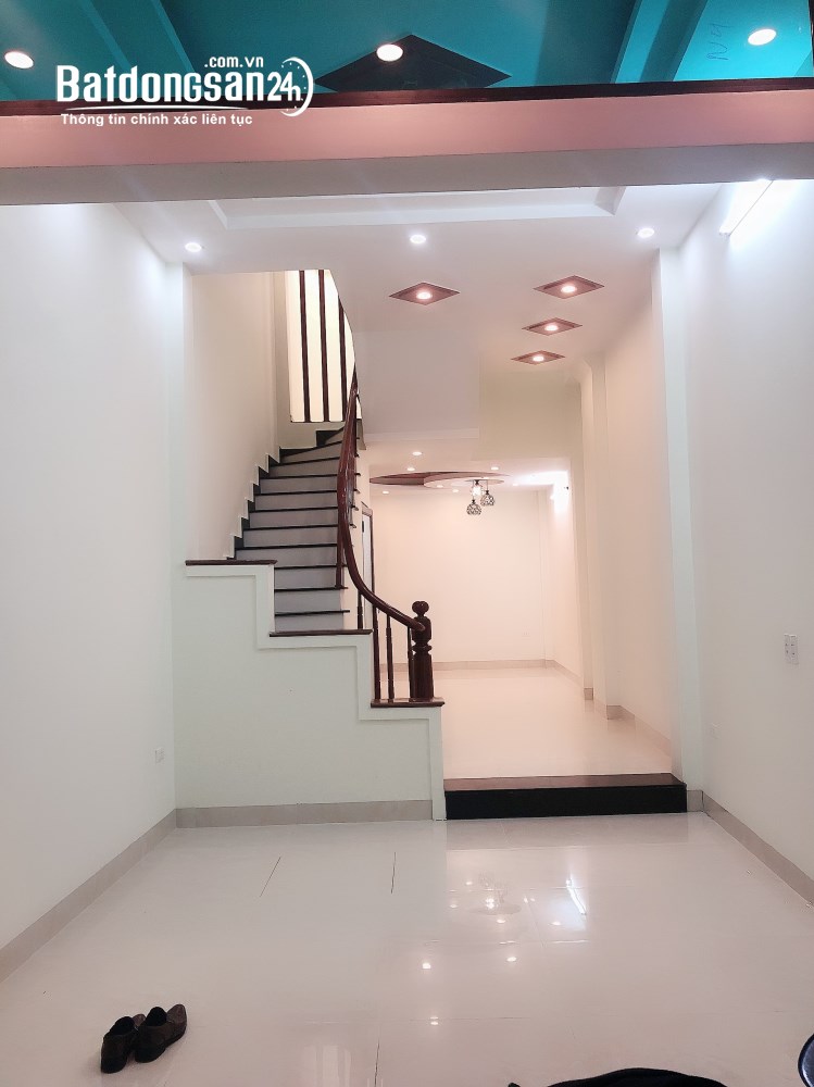 Nhà Đại Linh,Trung Văn,Từ Liêm 42m2x4T oto cách 20m,mới,mặt ngõ thoáng 8,85 tỷ