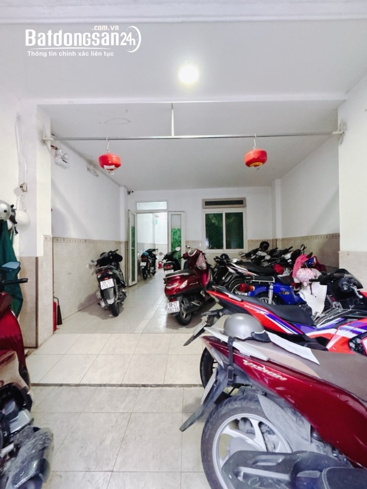 Bán nhà Đường Đoàn Văn Bơ, Phường Xóm Chiếu (Quận 4 cũ), Hồ Chí Minh
