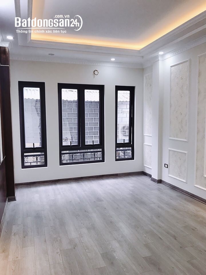 Nhà Đại Mỗ,Tây Mỗ,Hữu Hưng 39m2x3T hiện đại,oto đỗ rất gần,có sân rộng để xe 6,15 tỷ