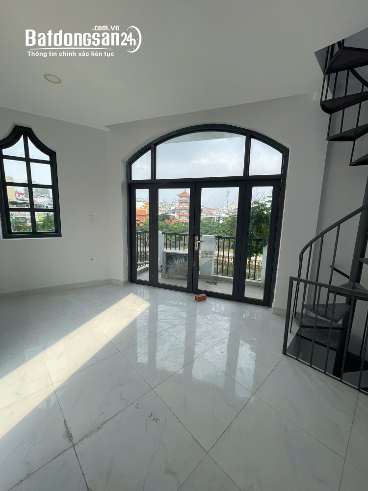 Chính chủ bán nhà mặt tiền 275 Hoàng Sa, P.Tân Định, Q1, HCM