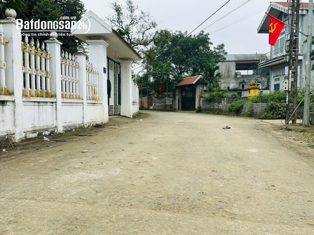 SIÊU PHẨM, LÀN 2 QL21, 126,6M2 CHỈ HƠN 3 TỶ  