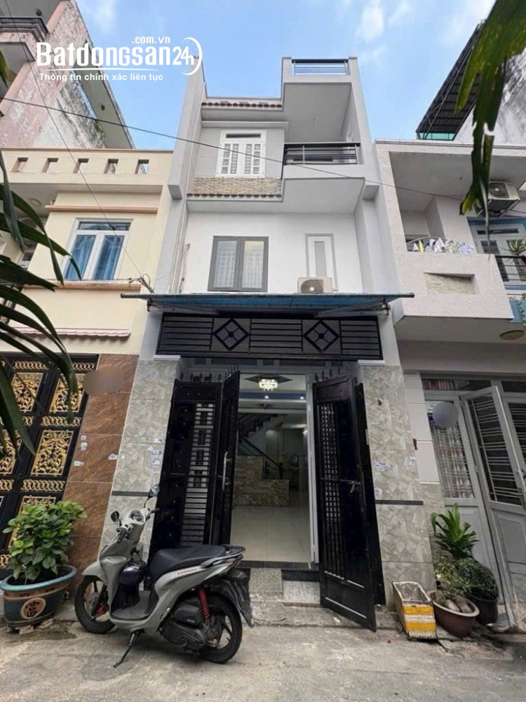HÀNG MỚI – NHÀ ĐẸP NGAY NGÃ TƯ 4 XÃ – HẺM XE HƠI 6M – GIÁ CHỈ HƠN 4XX. LH:0353671440
