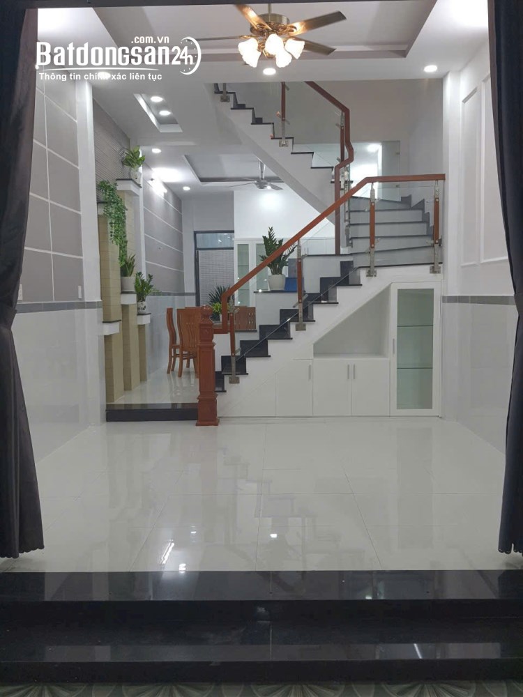 Cho thuê nhà nguyên căng đường số 10 linh xuân thủ đức LH 0909428959.