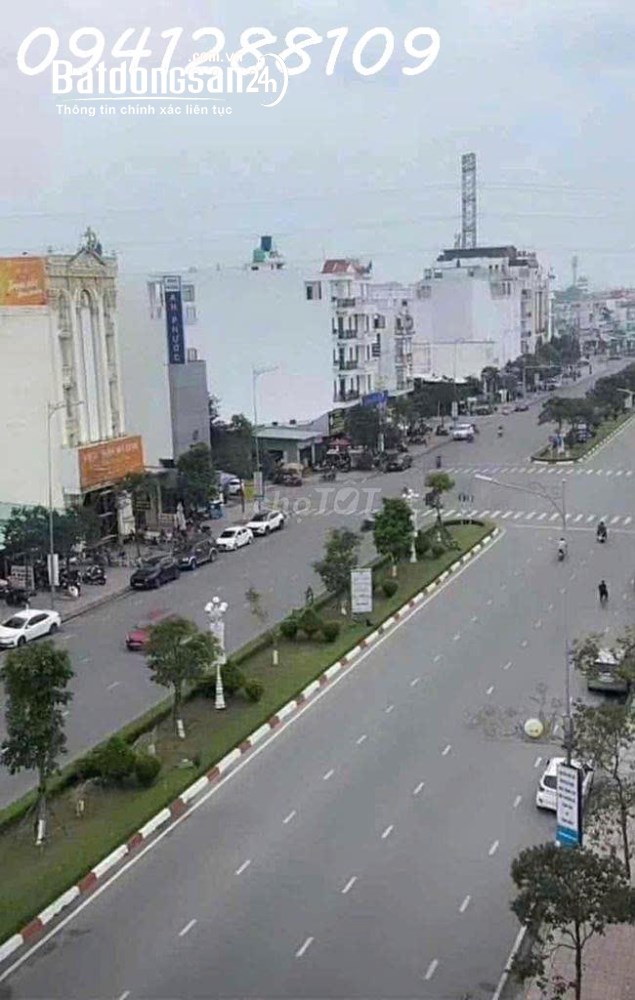 Bán hoặc cho thuê đất mặt tiền đường Hùng Vương, Thành Phố Tân An, Long An, DT 360m2