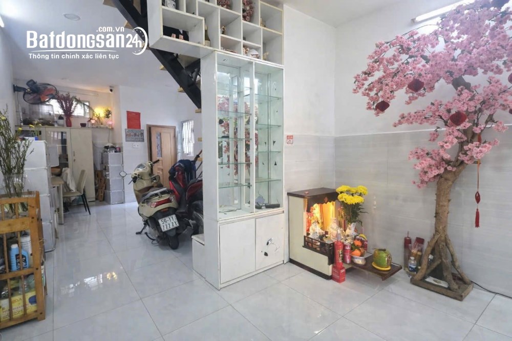 SÁT MẶT TIng Phan Đăng Lưu, Phường Phú Nhuận (Q Phú Nhuận cũ), Hồ Chí Minh