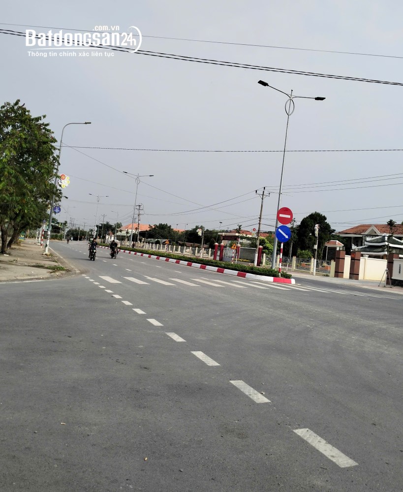Cần bán gấp lô đất thị trấn Hiệp Hoà, Đức Hoà, Long An