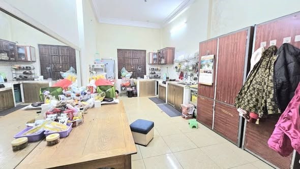 Bán gấp nhà Vĩnh Ninh, đường ô tô qua nhà, giá đầu tư hấp dẫn
