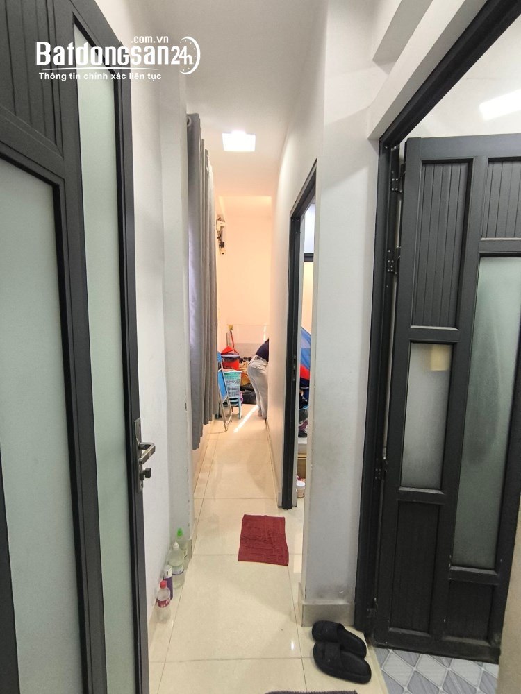 Nhà mặt tiền, 30m2, giá chỉ hơn 4 tỷ