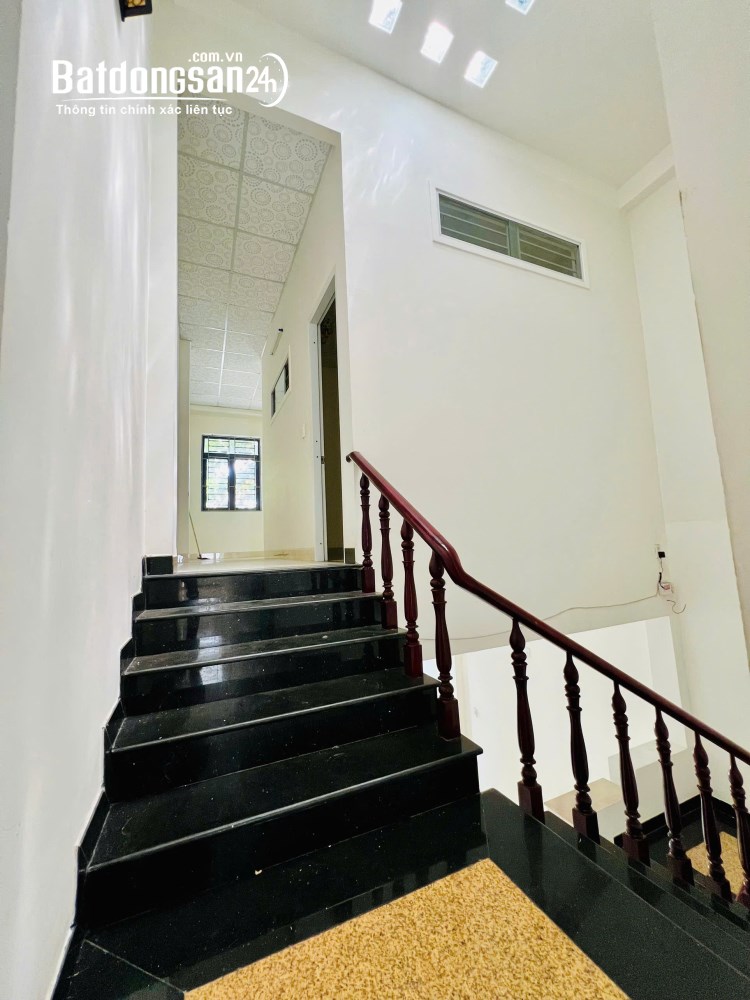 10,9 tỷ.Nhà 2 tầng, đường  Ỷ Lan Nguyên Phi, Hòa Cường, Hải Châu, Đ Nẵng