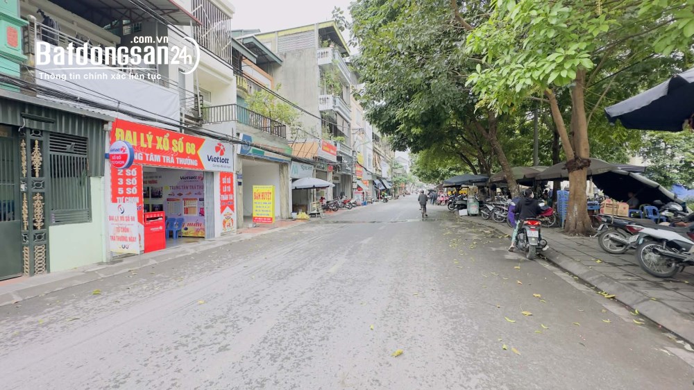 nhà lô góc mặt phố Long Biên, 100m, mặt tiền 7.3m, ôtô 2 chiều
