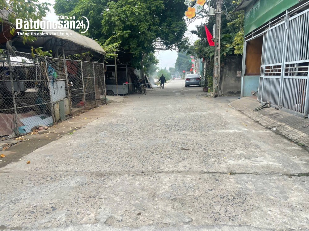 Bán 70m Bìa Làng - Vân Nội Gần Ngay Đường Gom Võ Nguyên Giáp