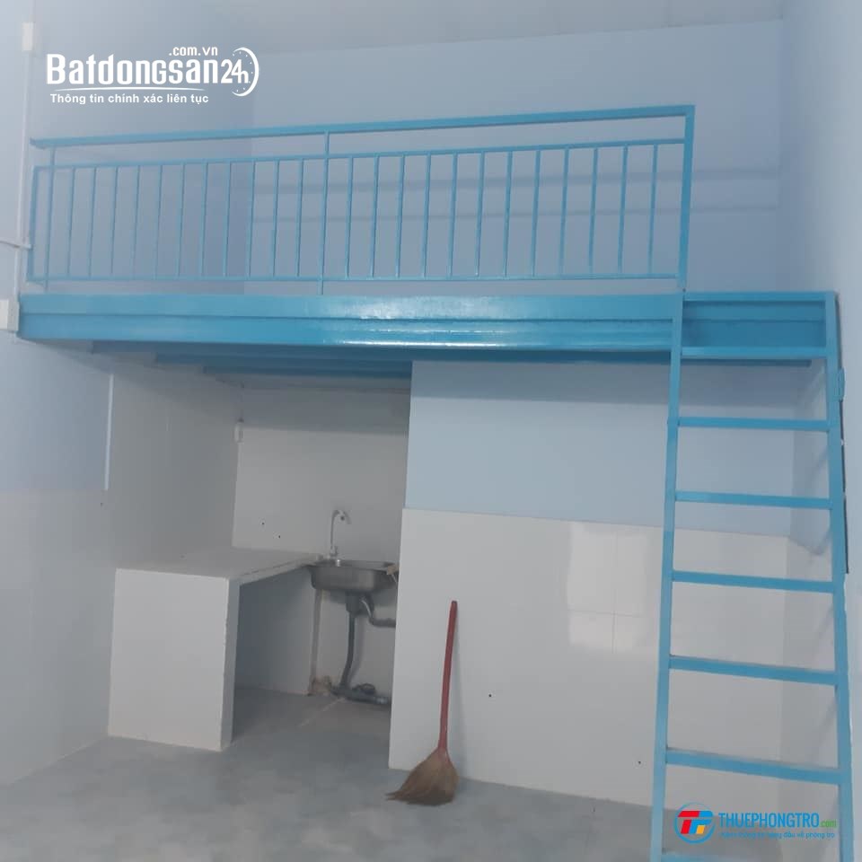 Trọ 31/14 Ung Văn Khiêm 24m2, gác lửng, wc riêng, bếp, gần chợ, FTU,hutech, BThanh
