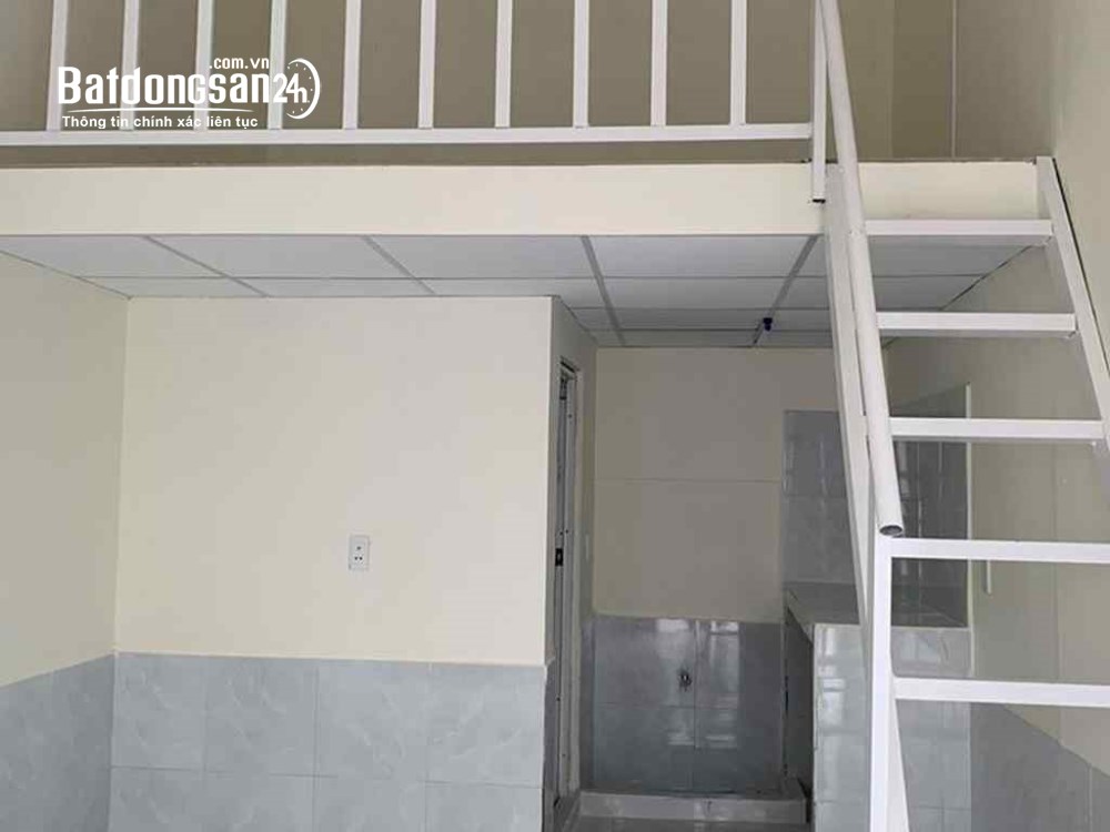 Trọ 31/14 Ung Văn Khiêm 24m2, gác lửng, wc riêng, bếp, gần chợ, FTU,hutech, BThanh