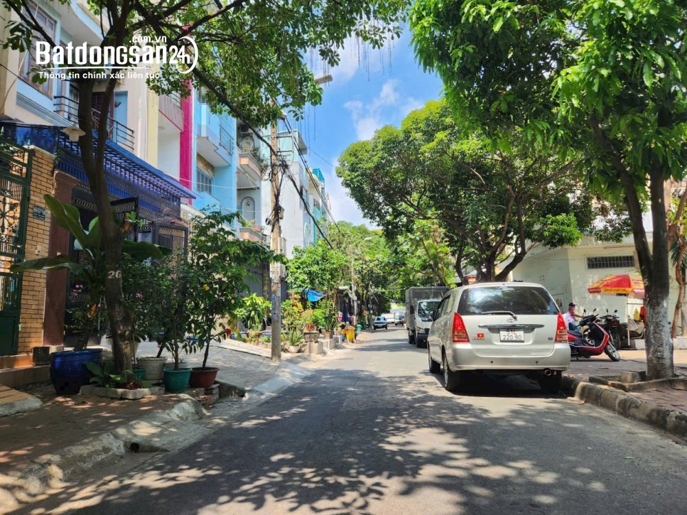 Nhà hẻm xe hơi , 78m2 , 5 lầu , Bình Thạnh , giá 17.5 tỷ .