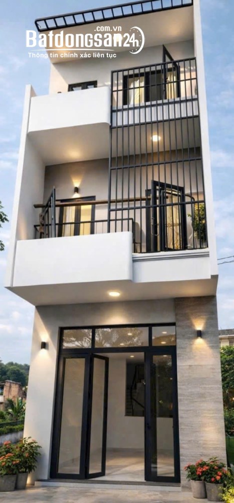 Căn nhà phố 3 tầng trung tâm Long Hòa - sát vách Bình Chánh!
