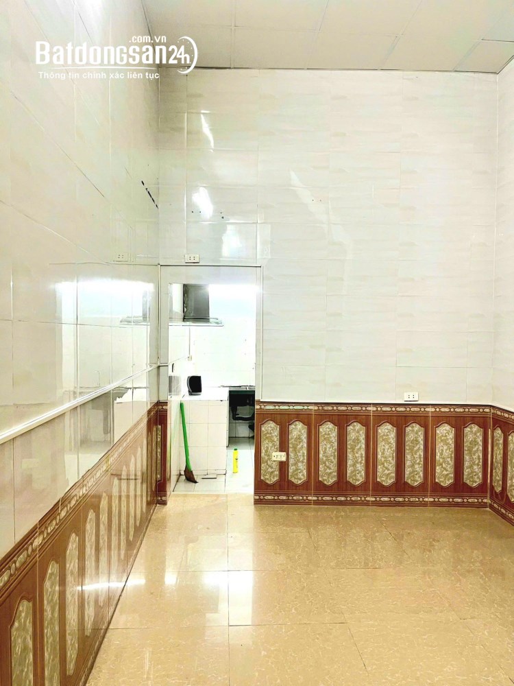 "Cho thuê nhà 3 tầng Khương  Trung, Thanh Xuân. Giá: 12tr/ tháng