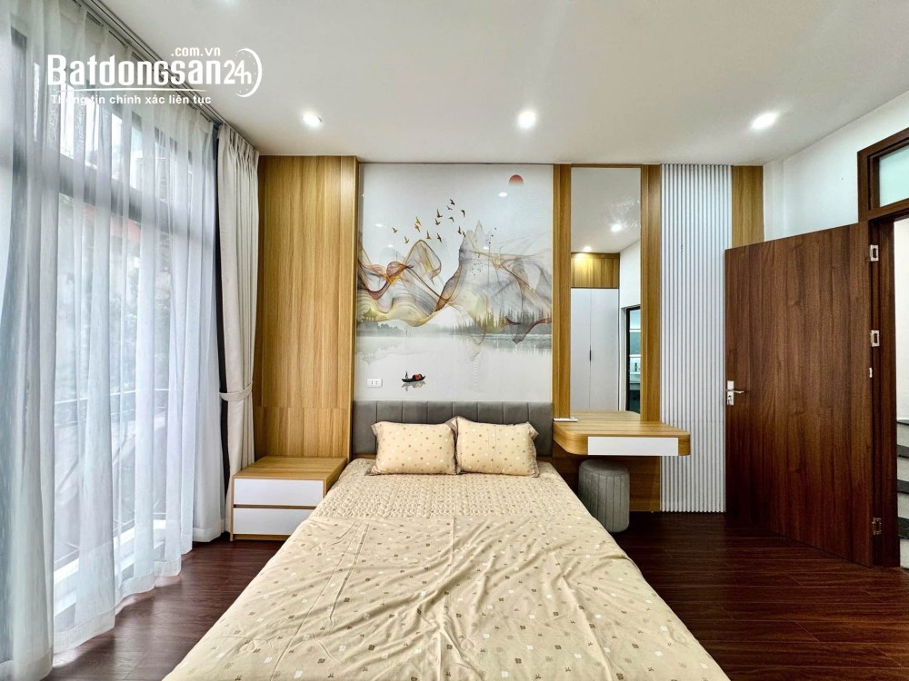 Bán nhà Đường Lạc Long Quân- Ô TÔ ĐỖ CỔNG- NHÀ PHỐ KHU PHÂN LÔ