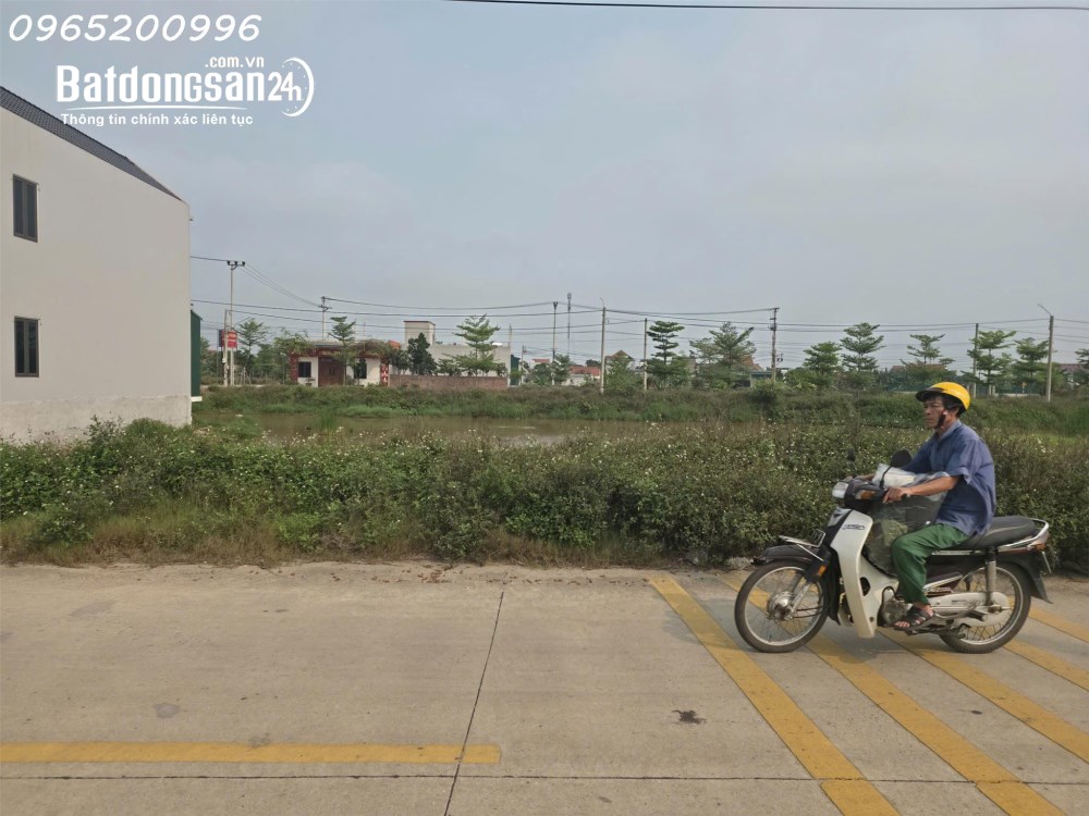 Cần tiền bán nhanh lô đất mặt tiền Xã Khánh Hội, Ninh Bình, DT 173m2, giá 5,3 tỷ