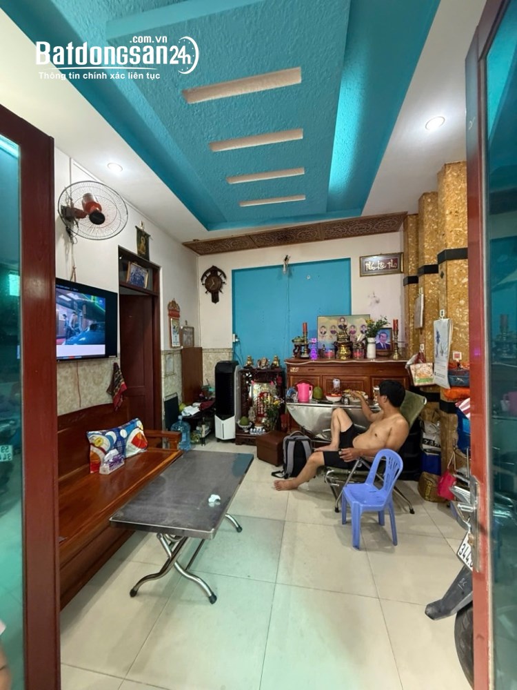 BÁN NHÀ QUẬN 7 NGAY CẠNH DỰ ÁN CẦU NGUYỄN KHOÁI SẮP KHỞI CÔNG - HẺM TRẦN XUÂN SOẠN - 