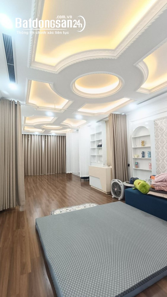nhà đẹp Cổ Linh, 8 tầng thang máy, ôtô tránh, đối diện Aeon Long Biên