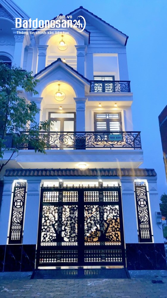 Bán nhà 1 trệt 2 lầu Đường Xô Viết Nghệ Tĩnh, Phường Vũng Tàu (Tp Vũng Tầu cũ), TP HCM.