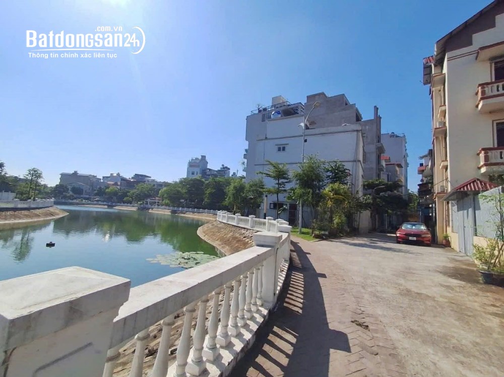 nhà đẹp, phân lô Lâm Hạ, ôtô tránh, gara 7 chỗ, thang máy, full nội