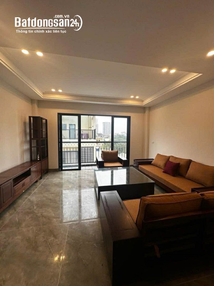 nhà đẹp, phân lô Lâm Hạ, ôtô tránh, gara 7 chỗ, thang máy, full nội