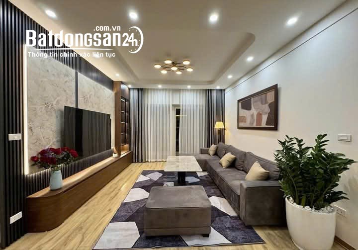Bán nhà 100m2, 3PN, giá 10 tỷ, Đường Xuân La, Phường Tây Hồ (Q Tây Hồ cũ), TP Hà Nội