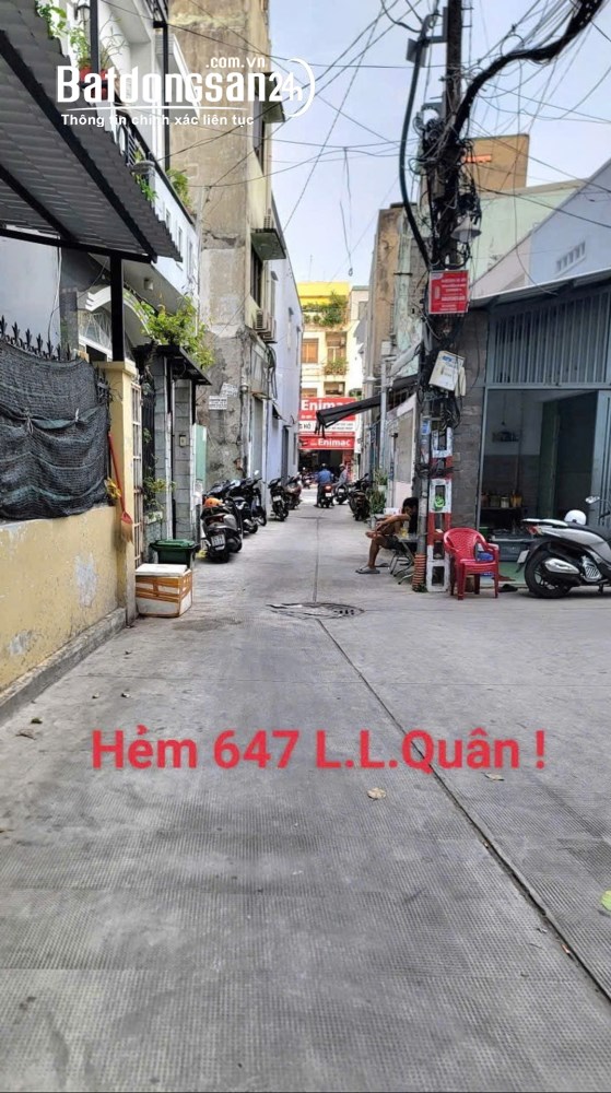 Nhà đẹp, HXH, 3 tầng, giá hơn 5,5 tỷ, Đ. Lạc Long Quân, P. Bảy Hiền (Q Tân Bình cũ), TP HCM.