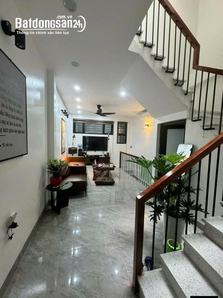 Bán nhà Đường Nguyễn Xiển, Xã Ngọc Hồi (H Thanh Trì cũ), Hà Nội giá chỉ hơn 17 tỷ