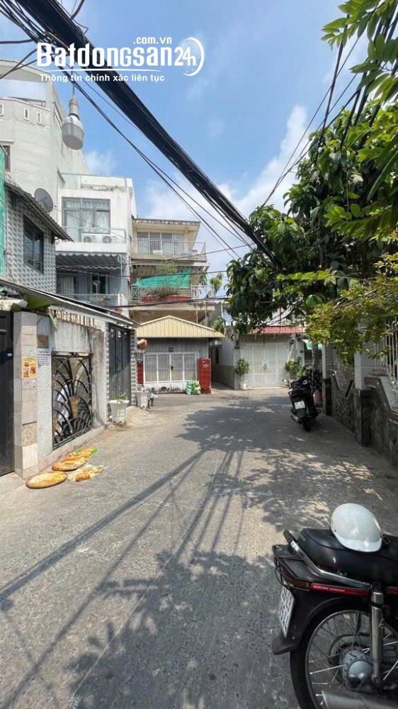 Nhà đẹp mới xây, MTKD - hẻm ô tô, giá 8,98 tỷ Đ. Phạm Thế Hiển, P. Chánh Hưng (Quận 8 cũ)