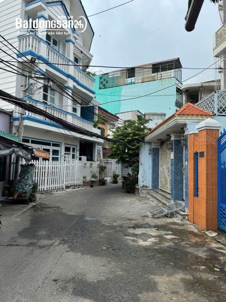 Nhà đẹp mới xây, MTKD - hẻm ô tô, giá 8,98 tỷ Đ. Phạm Thế Hiển, P. Chánh Hưng (Quận 8 cũ)