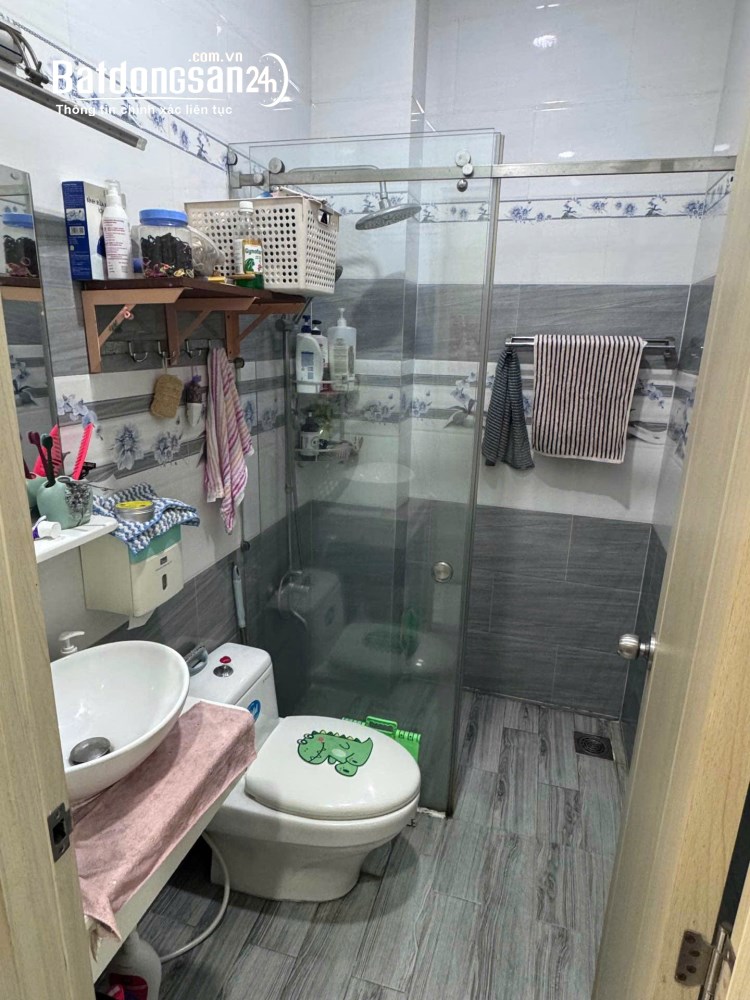 Bán nhà đẹp 35,2m2, HXH, Đ. Phạm Phú Thứ, P. Bình Tây (Quận 6 cũ), TP Hồ Chí Minh