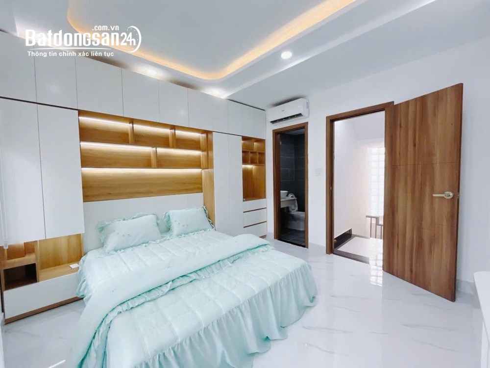 🚨 HIẾM – NHÀ 4 TẦNG NGUYỄN THỊ THẬP – HXH – FULL NỘI THẤT – Ở NGAY 