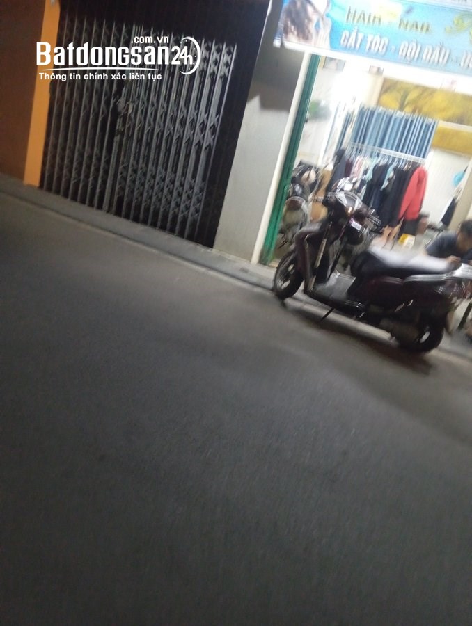 Bán nhà cấp 4 (100m2), Đường Ngô Gia Tự, Phường Việt Hưng (Q Long Biên cũ), TP Hà Nội - 20,5 tỷ