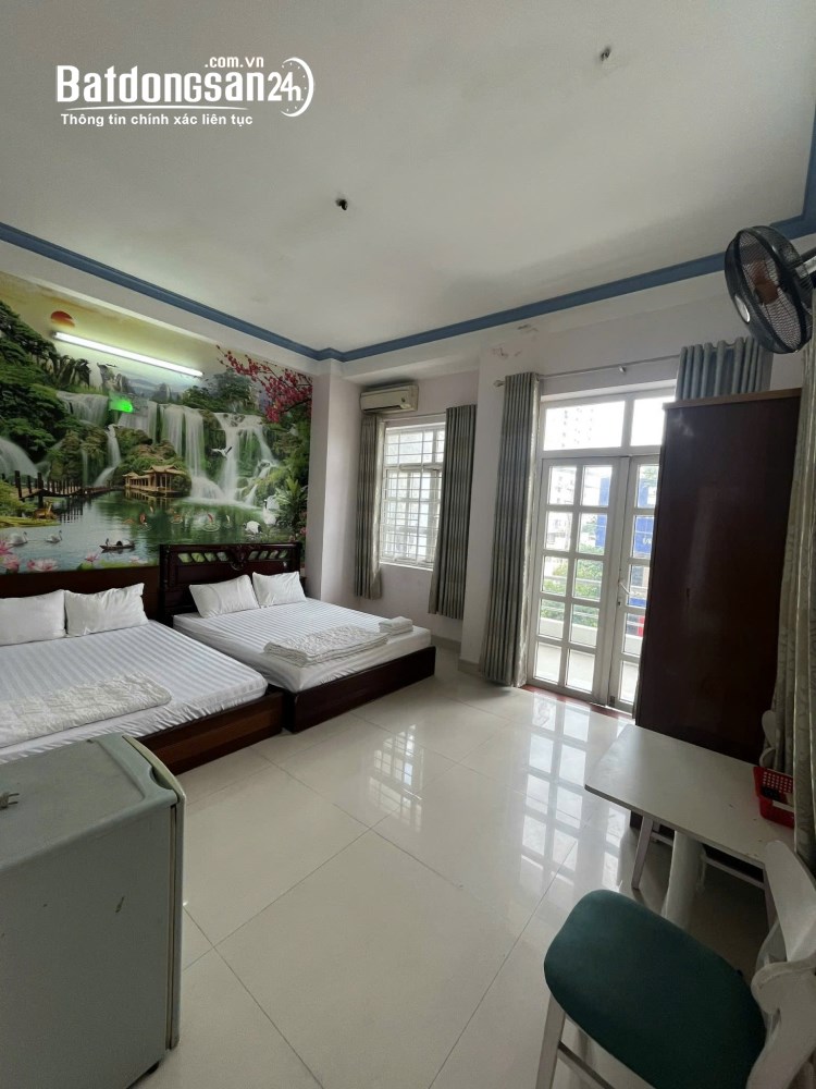 Sang nhượng khách sạn, 13 phòng KD, full nội thất, P. Tân Thuận (Quận 7 cũ), HCM.