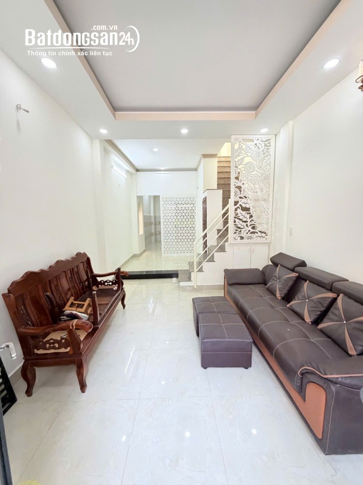 Nhà đường Lê Văn Sỹ - 42m2 - Gần HXH - 2PN - Nhỉnh 6 Tỷ, P. Tân Sơn Hòa, HCM.
