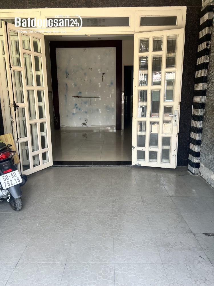 Cho thuê nhà 1 trệt + 1 lầu, 4PN, P. Tam Bình, TP. HCM.
