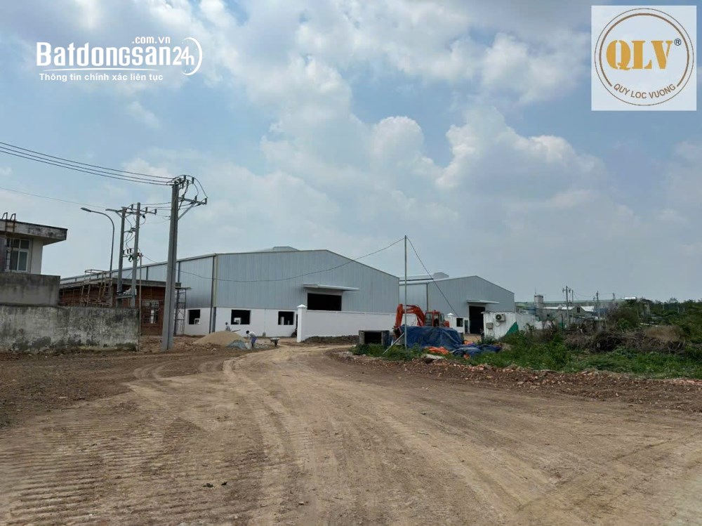 Cho thuê nhà xưởng 4425m2, Phường Tân Hiệp (TP Tân Uyên cũ), TP Hồ Chí Minh.