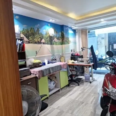 Bán nhà 3 tầng, HXT, gần ngân hàng, trường học siêu thị, P. Tân Hưng (Quận 7 cũ).