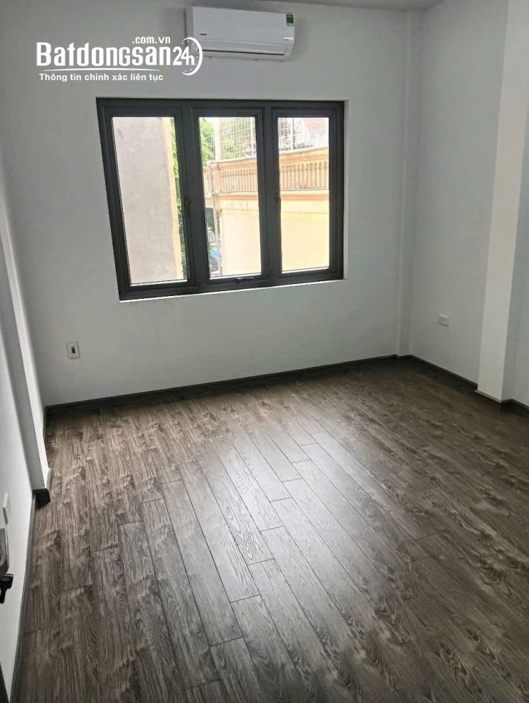 Cực phẩm nhà siêu đẹp 5 tầng ô tô đỗ cửa phố Phạm Văn Đồng 40M2 5T giá hơn 7 tỷ