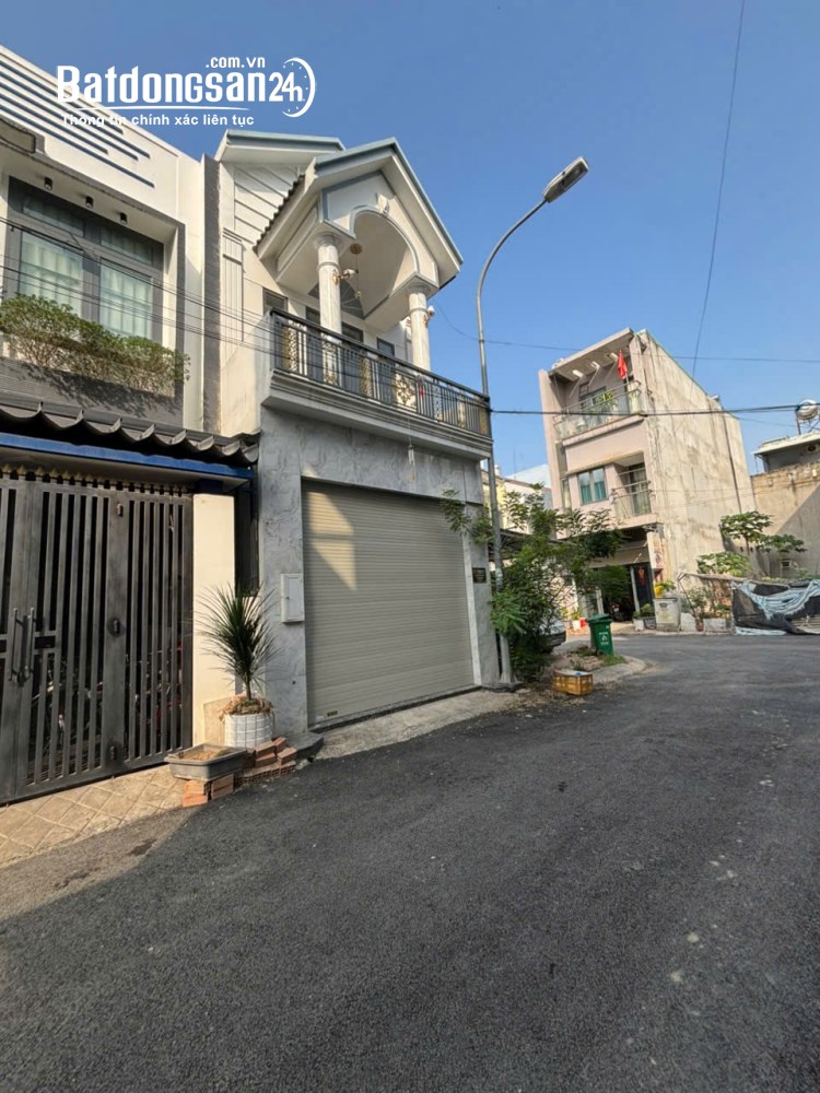 Bán nhà 1 trệt 1 lầu, 64m2, sổ riêng thổ cư 100%, P. Biên Hòa, Tỉnh Đồng Nai.