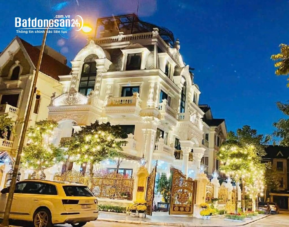 Biệt thự Việt Hưng, lô góc, 4 thoáng, sân vườn, hồ cá Koi, an ninh tuyệt đối