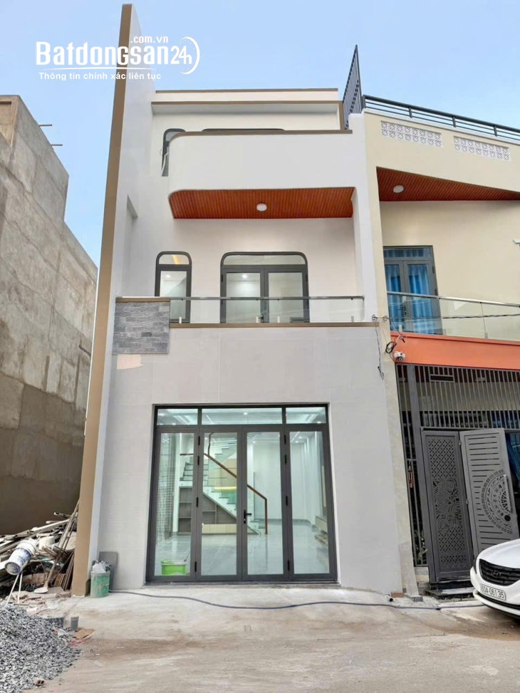 Bán nhà Đường Bùi Hữu Nghĩa, 5,6 x 18m, nở hậu 5,9m, 1 trệt 2 lầu, 4PN, P. Biên Hòa, Đồng Nai.